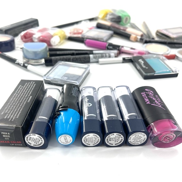 Brand New Drugstore Makeup Bundle - Picture 5 of 6